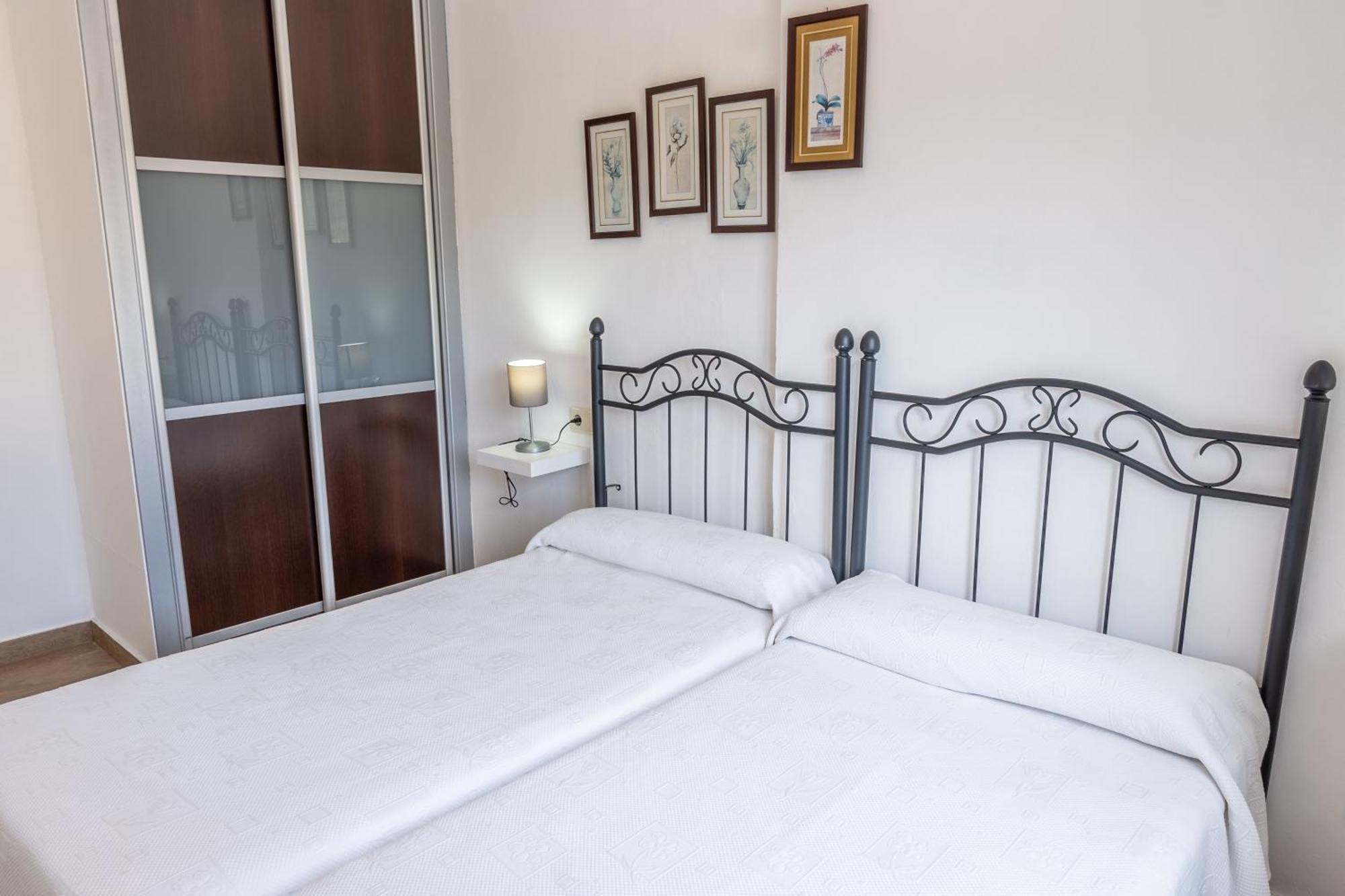 Apartamentos Ondina Soto de Luiña Kültér fotó